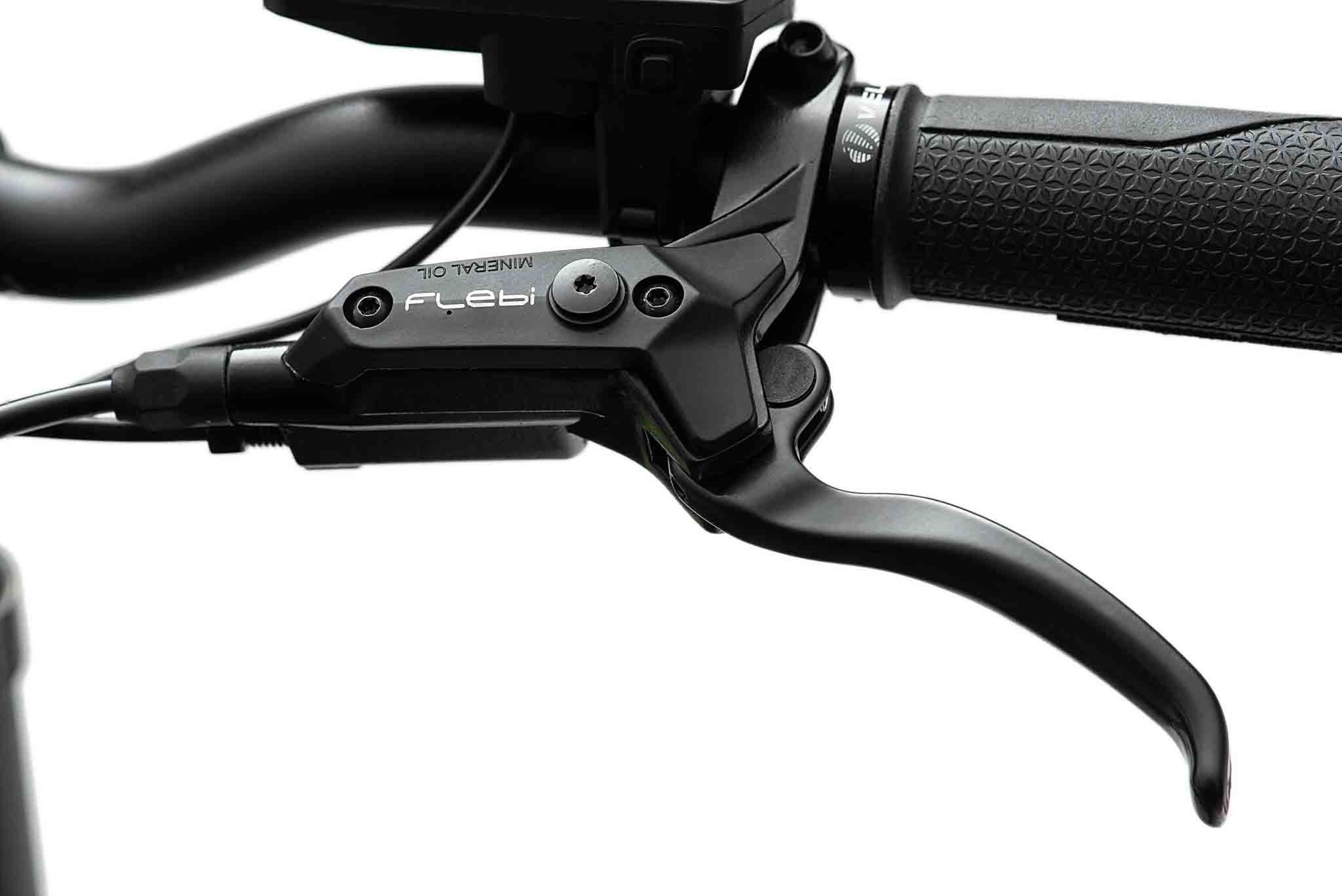 media.product.imagealternatetextformat.details