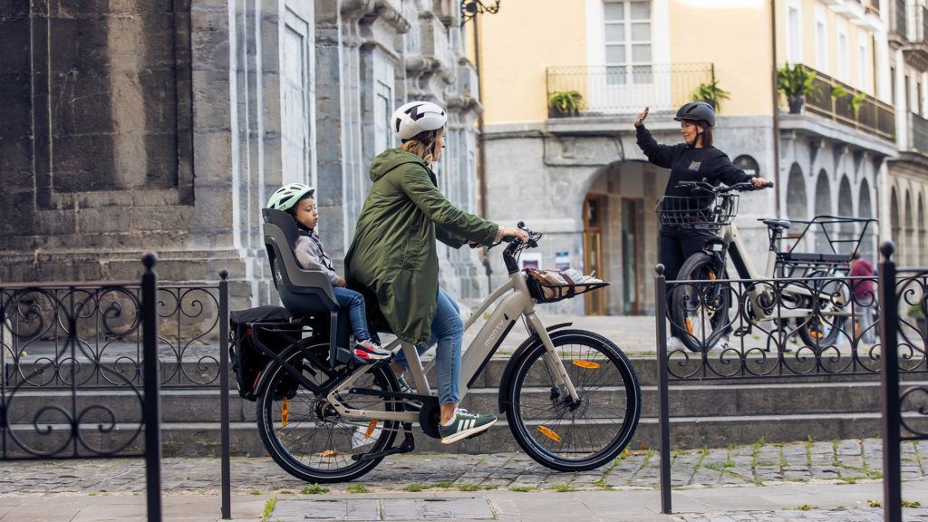 media.product.imagealternatetextformat.details