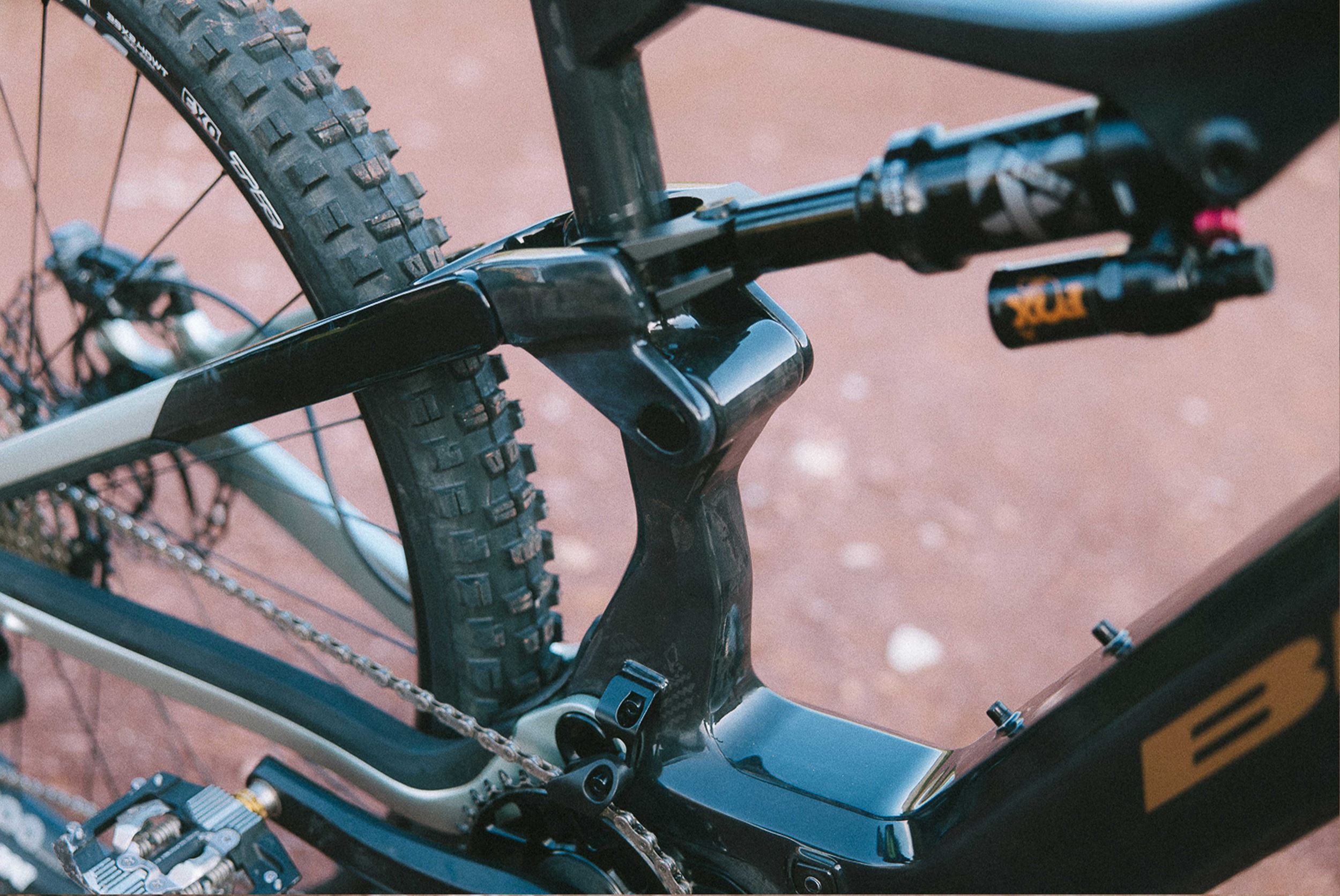 media.product.imagealternatetextformat.details