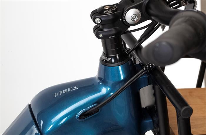 media.product.imagealternatetextformat.details