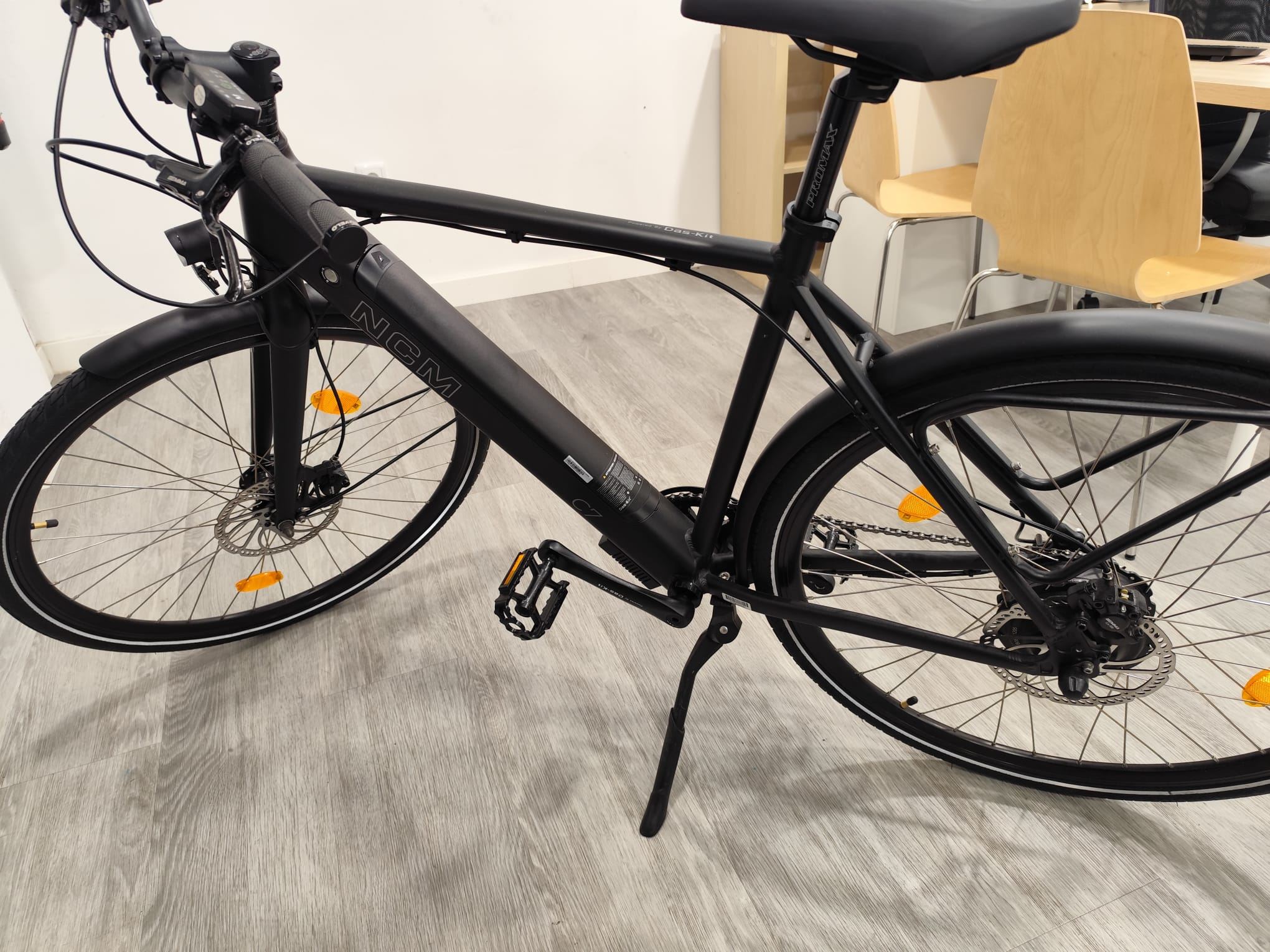 media.product.imagealternatetextformat.details