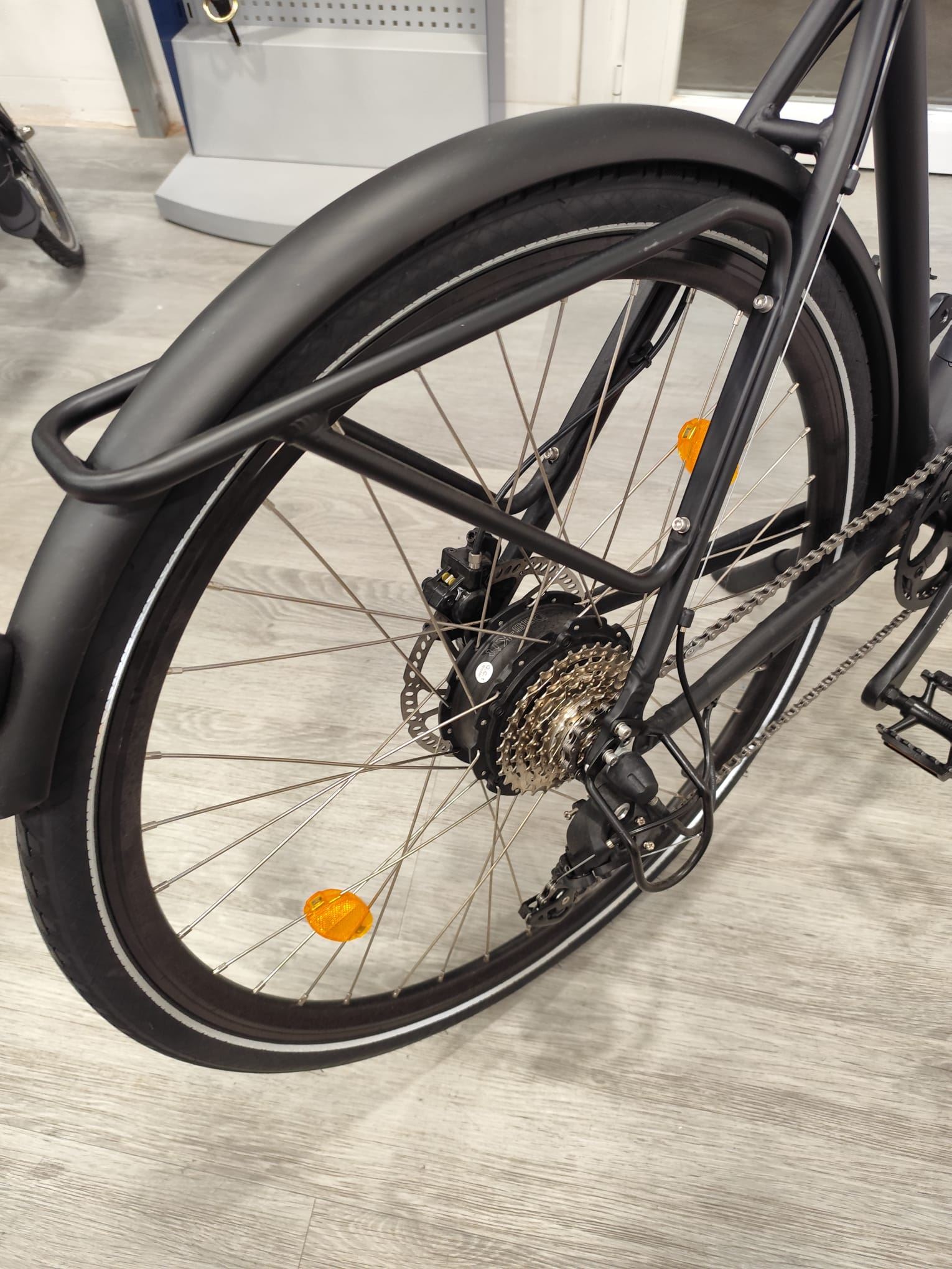 media.product.imagealternatetextformat.details