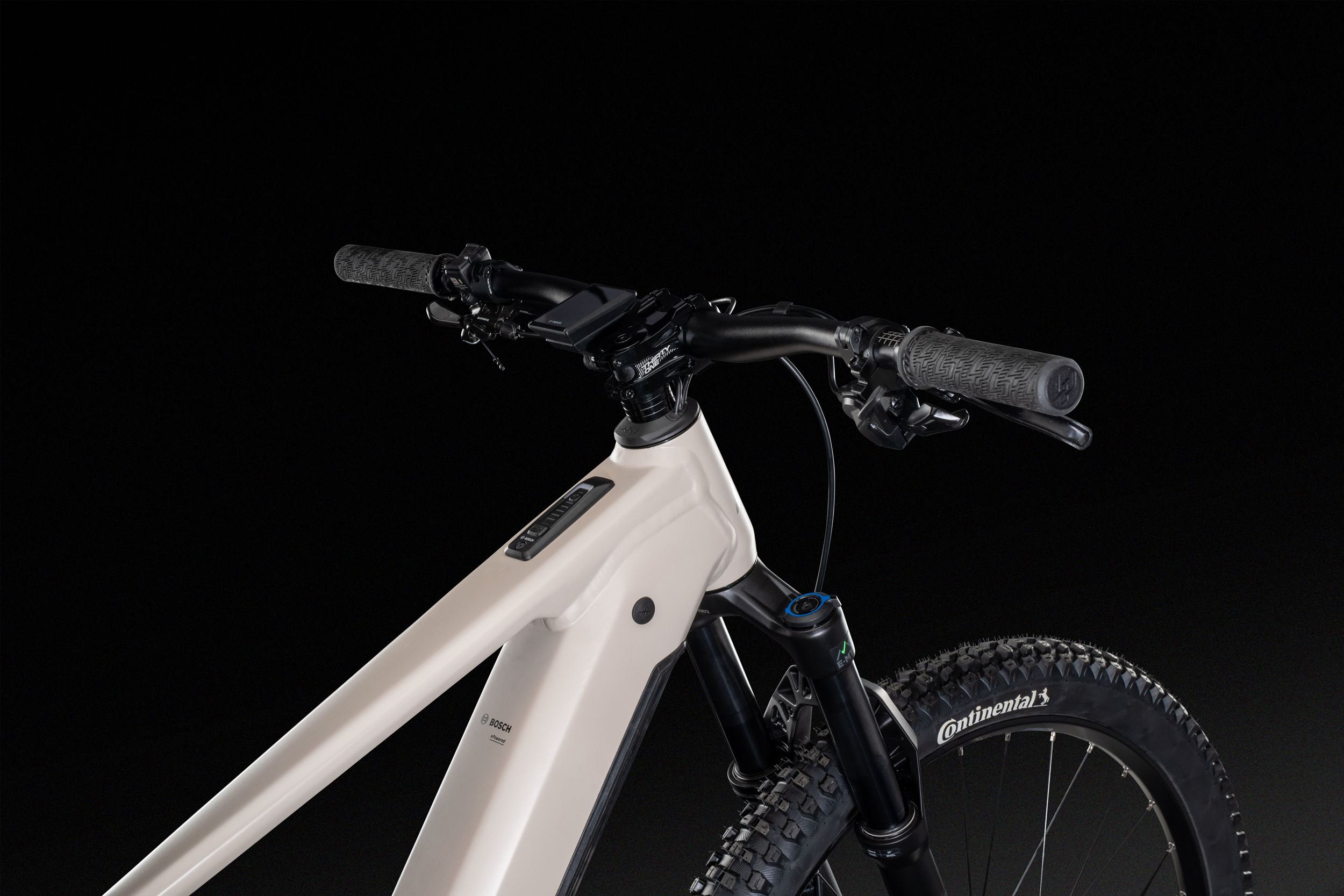 media.product.imagealternatetextformat.details